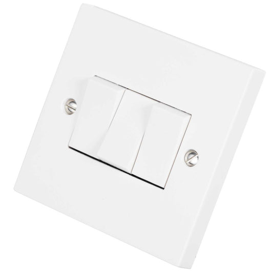Scolmore Click Polar 10A 3 Gang 2 Way Light Switch White