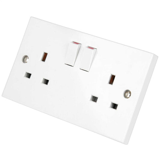 LGA Selectric 13A 2 Gang Switched Socket White