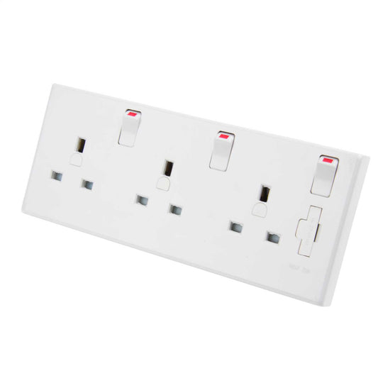 LGA Selectric 13A 1 to 2 / 3 Gang Switched Converter Socket White