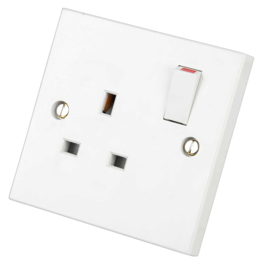 LGA Selectric 13A 1 Gang Switched Socket White