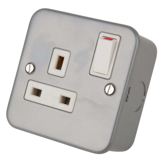 LGA Selectric 13A 1 Gang Socket Metal Clad