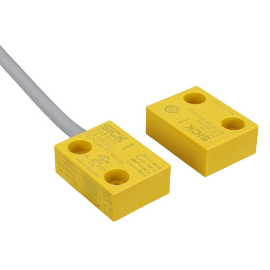 Sick RE13-SA05 30V DC Magnetic Safety Sensor Switch with Actuator and 5m Cable