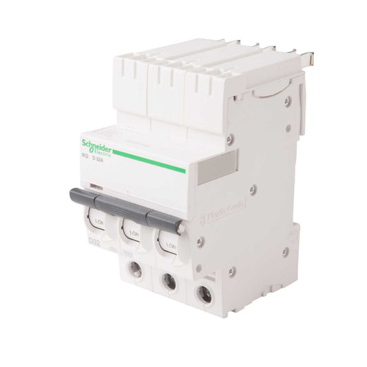 Schneider Square D IKQ 32A Triple Pole 10kA D Curve MCB
